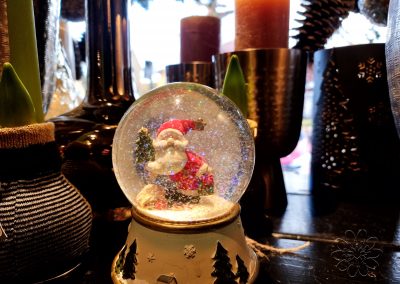 Bloemsierkunst Groeneveld kerst sferen. Stap binnen of bestel online.