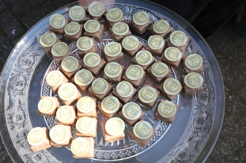 Bloemsierkunst Groeneveld viert 50 jarige - gouden jubileum