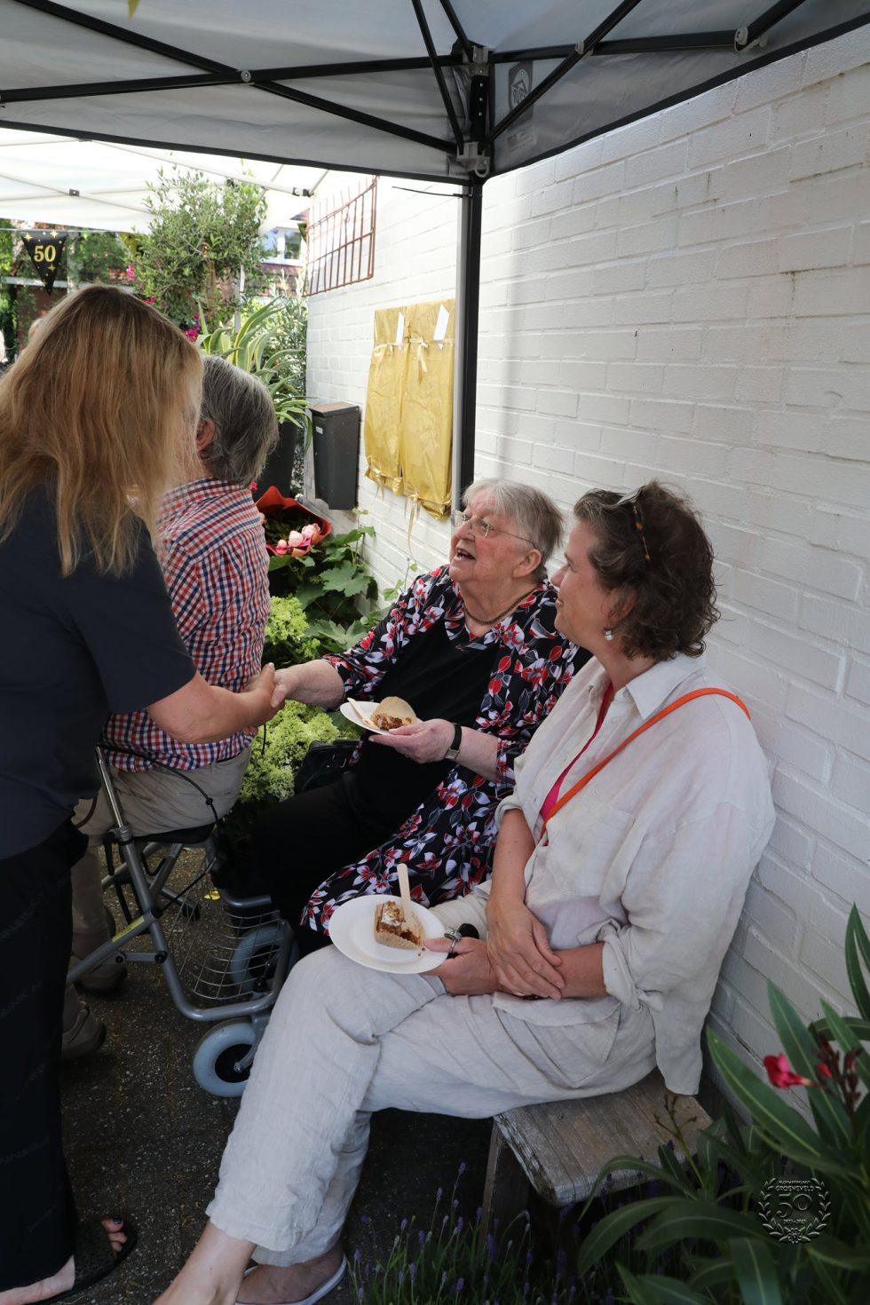 Bloemsierkunst Groeneveld viert 50 jarige - gouden jubileum