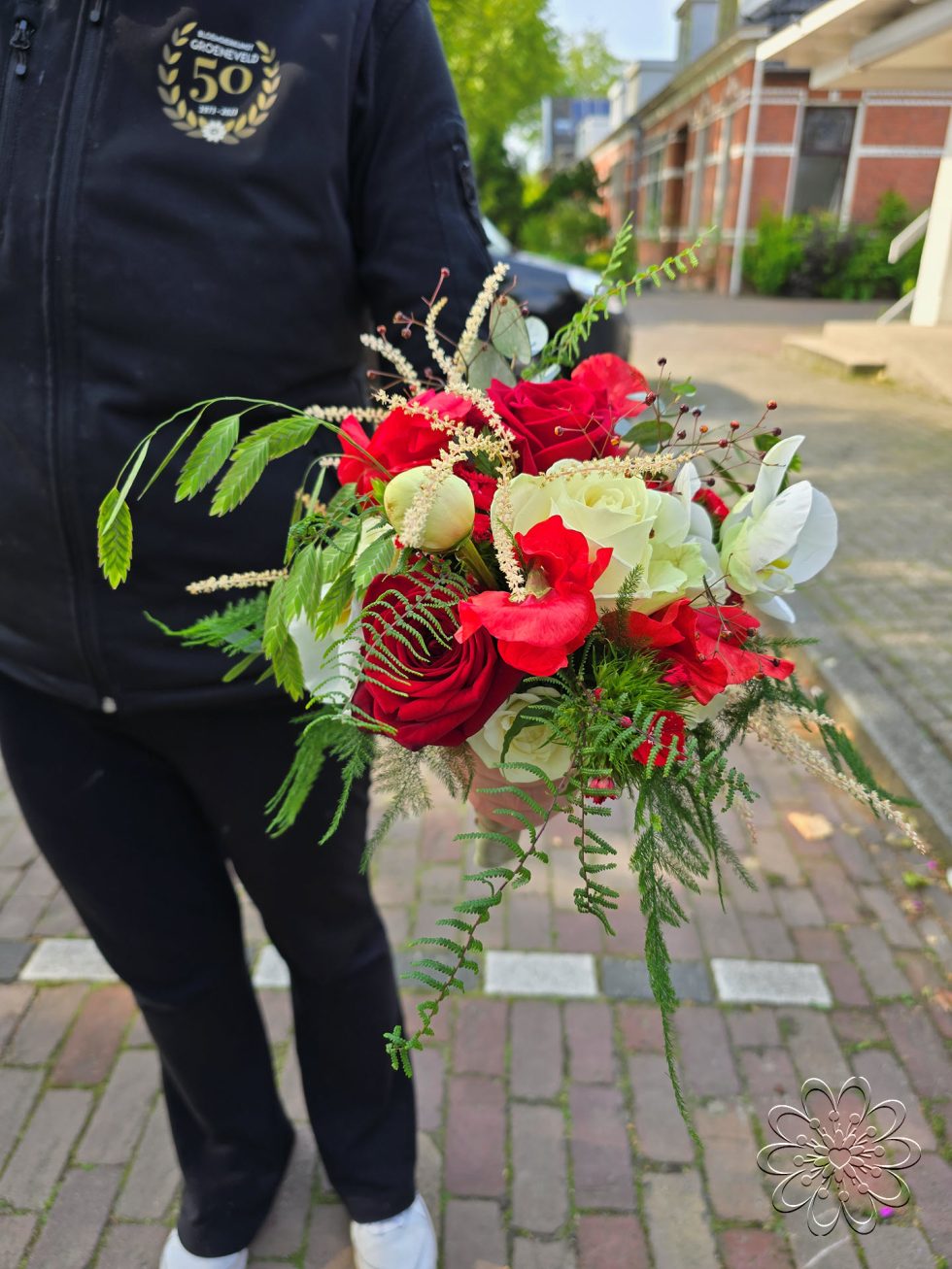 Koningin Máxima doopt tijdens Delfsail de Easymax-schepen ‘Maxima’ en ‘Alexia’