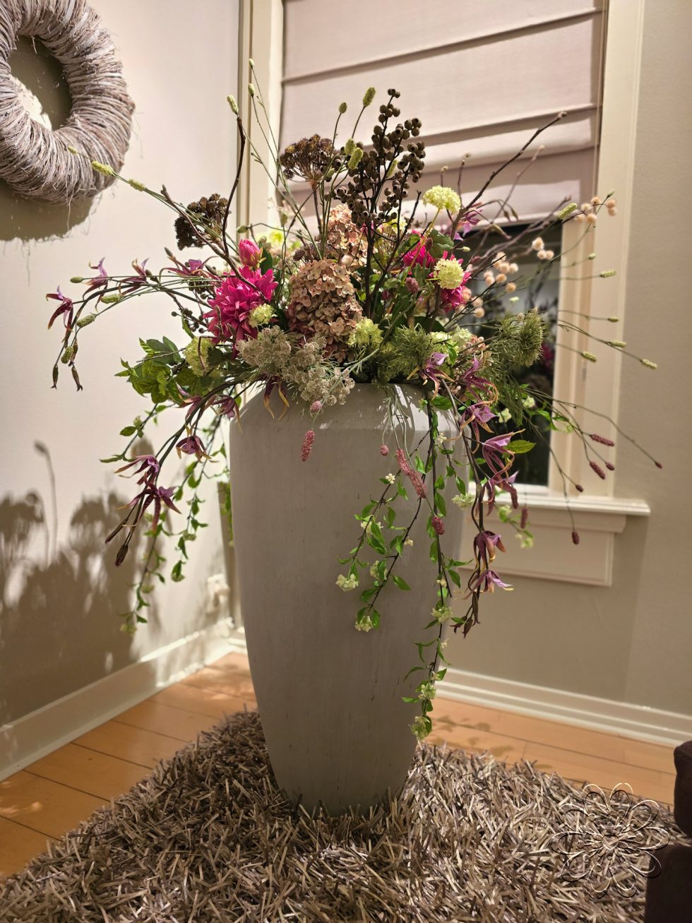 Zijden bloemen - Bloemstuk van zijden bloemen