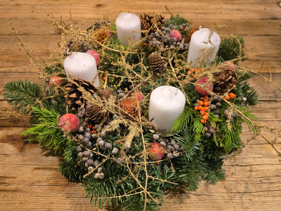 Bloemsierkunst Groeneveld - kerstkrans - advent