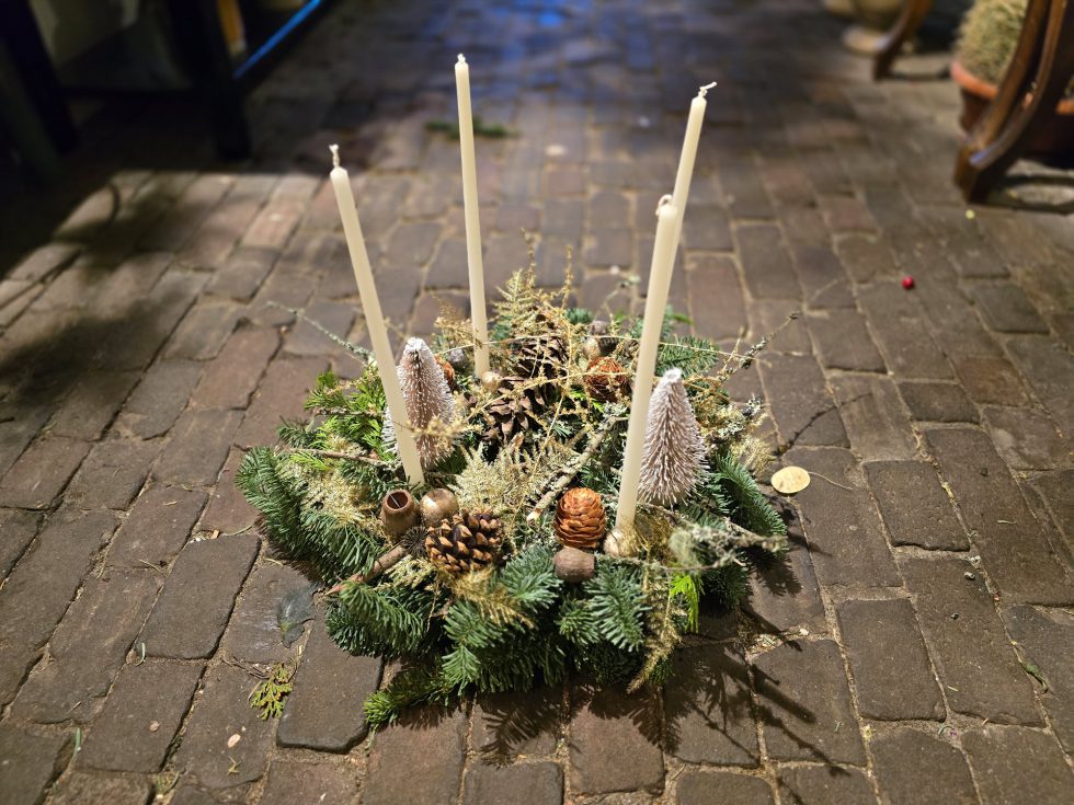 Bloemsierkunst Groeneveld - kerstkrans - advent