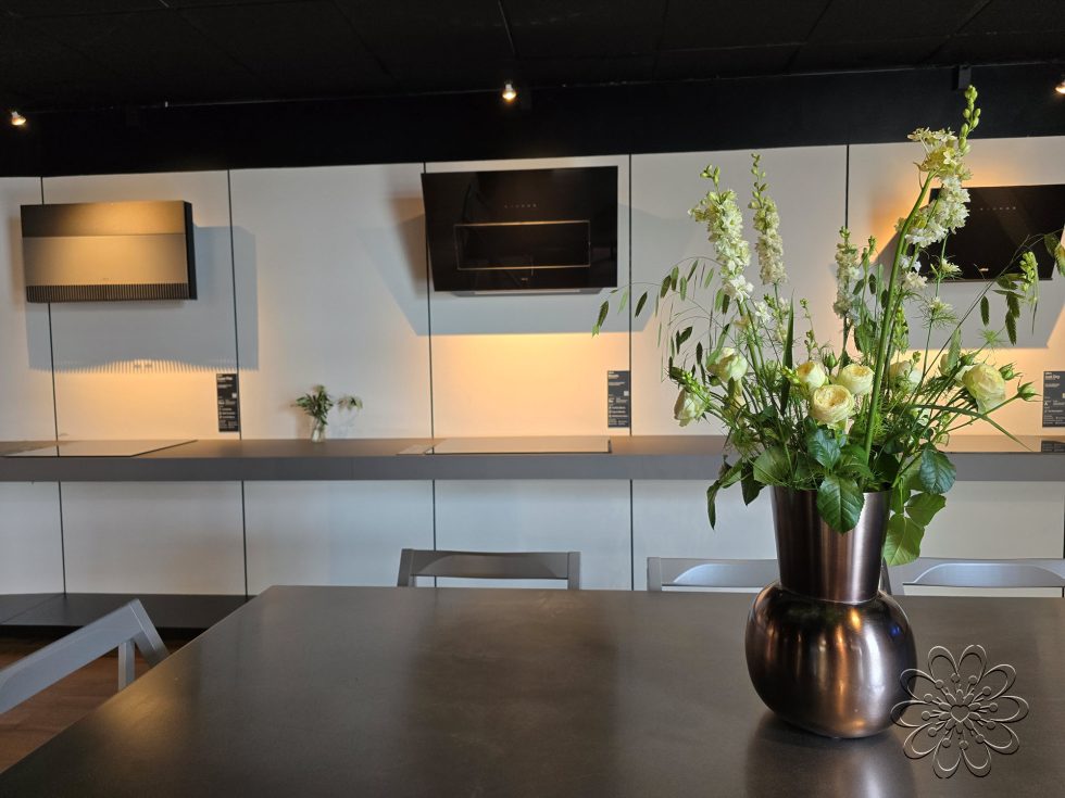 Elica Nederland opent showroom op historische plek voor afzuigkappen in Haren