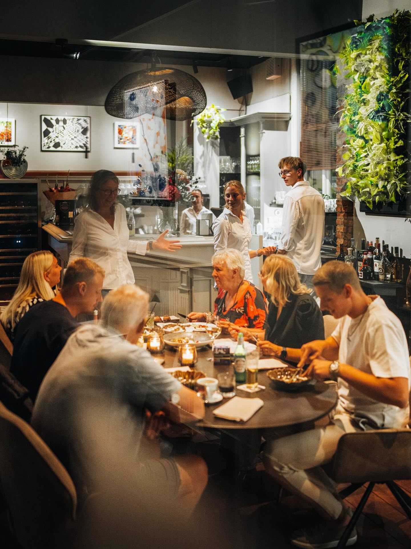 Restaurant NOVO Haren plantenwand LivePanel Pack