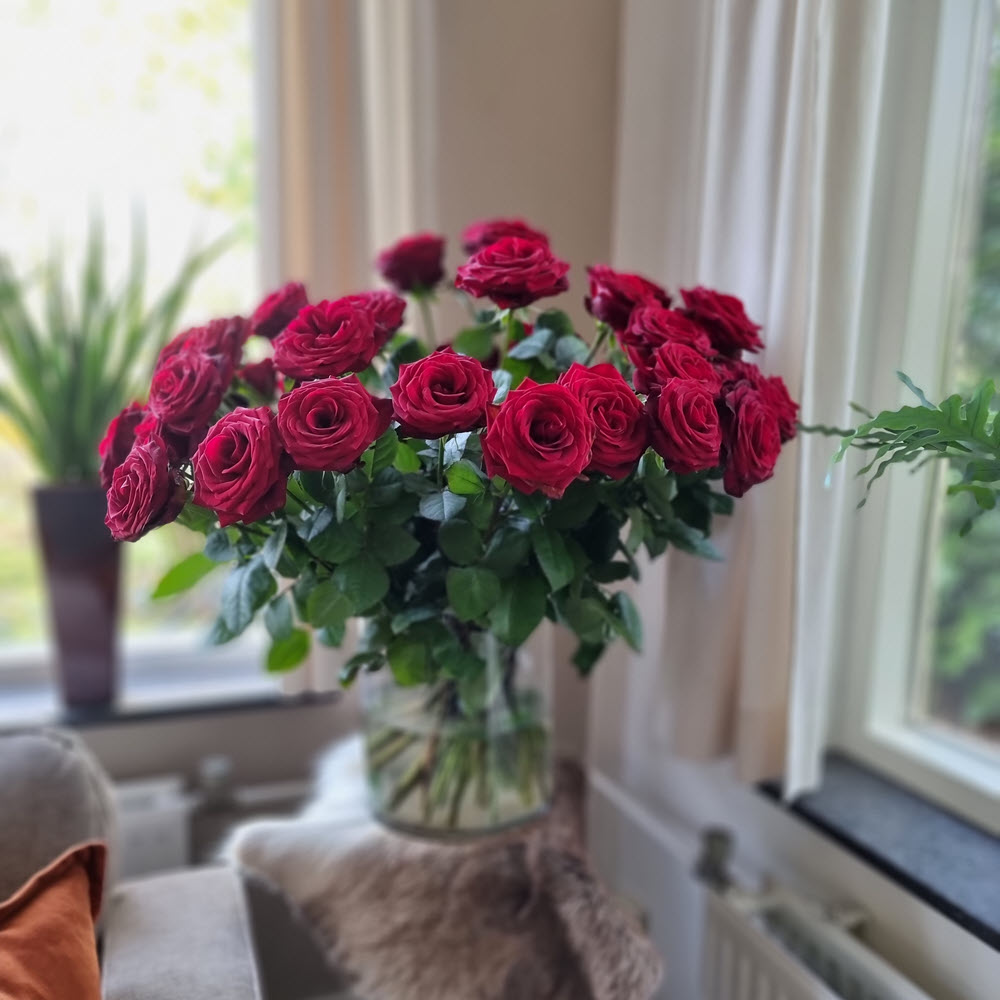 Bloemsierkunst Groeneveld - boeket rozen voor verjaardag, huwelijk, jubileum