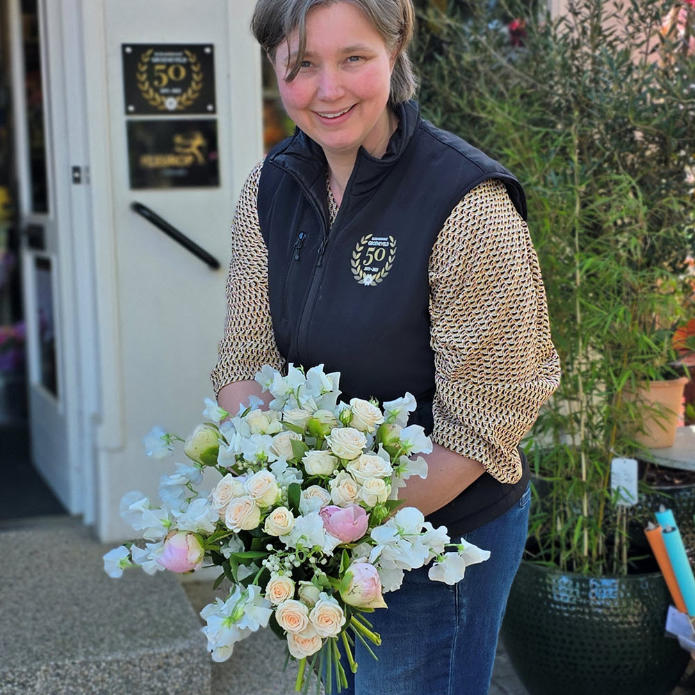 Bloemsierkunst Groeneveld boeket bloemen bezorgen 